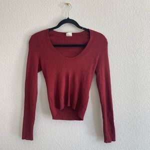 NWOT! Abercrombie & Fitch Burgundy long sleeve ribbed crop scoop neck sweater